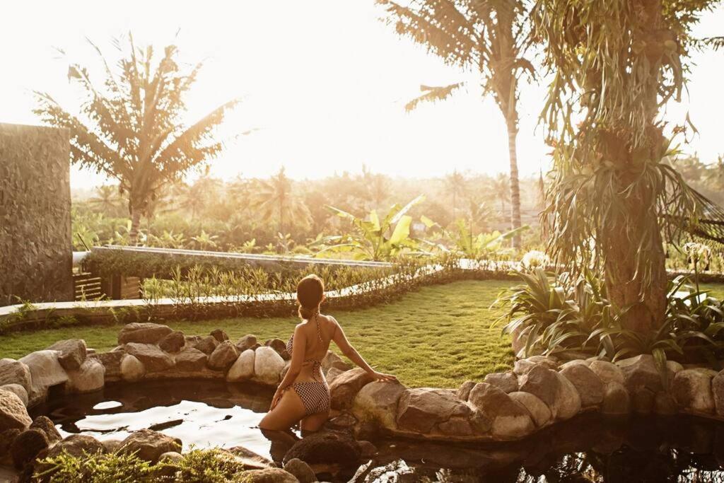 Yats Cocoon Villa Kaliurang Exterior photo